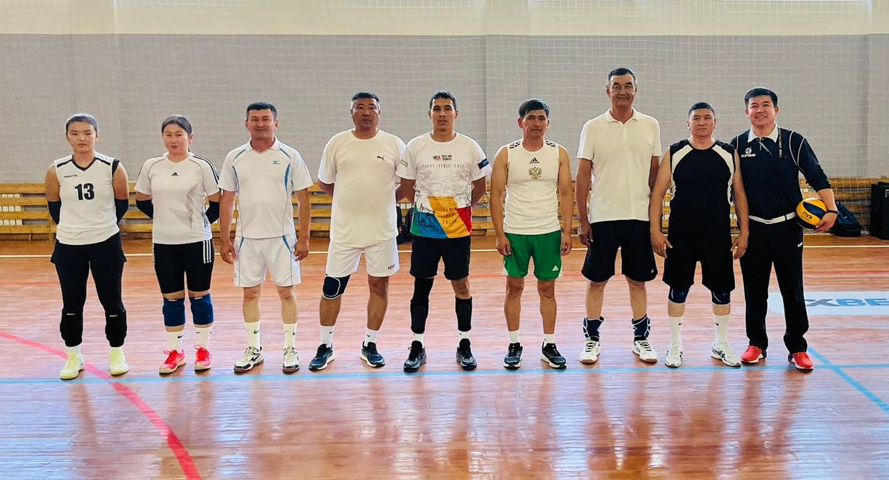 Университеттін негізін калаушы химия гылымдарынын докторы, профессор, академик Эбдімуса Муратулы Куатбековты еске алу максатында университет аралык ер мугалімдер арасында волейболдан откізілетін турнирде 3 –орын иеленген Шымкент Университеті марапатталды